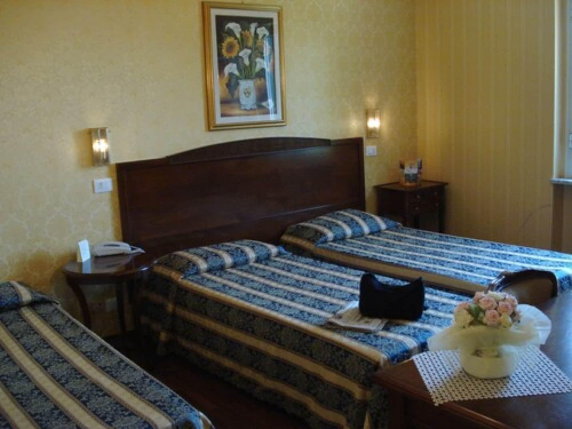 Aricia Hotel 3*
