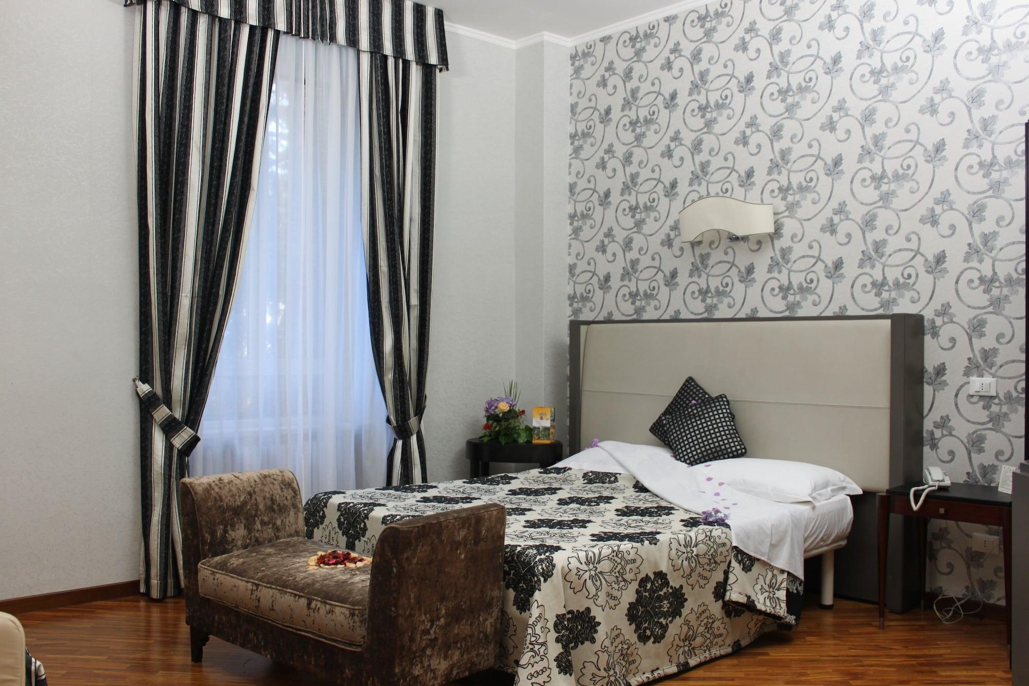 Aricia Hotel 3*