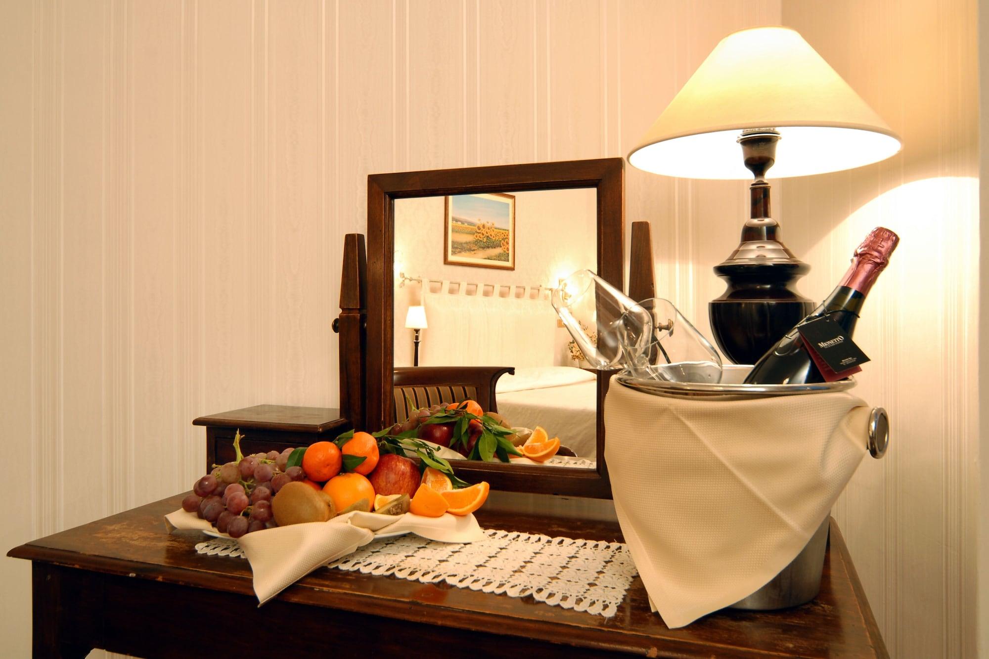 Aricia Hotel 3*